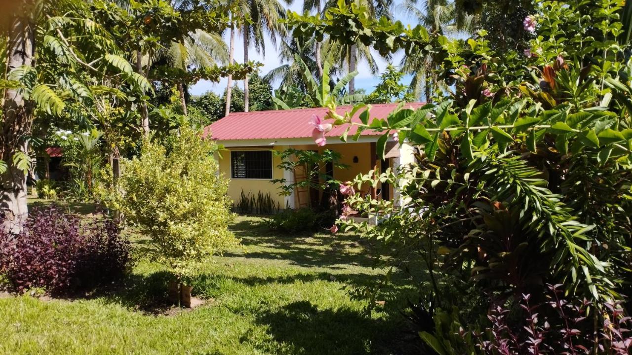 Acacia'S Cottages With Starlink Wifi Mambajao Extérieur photo