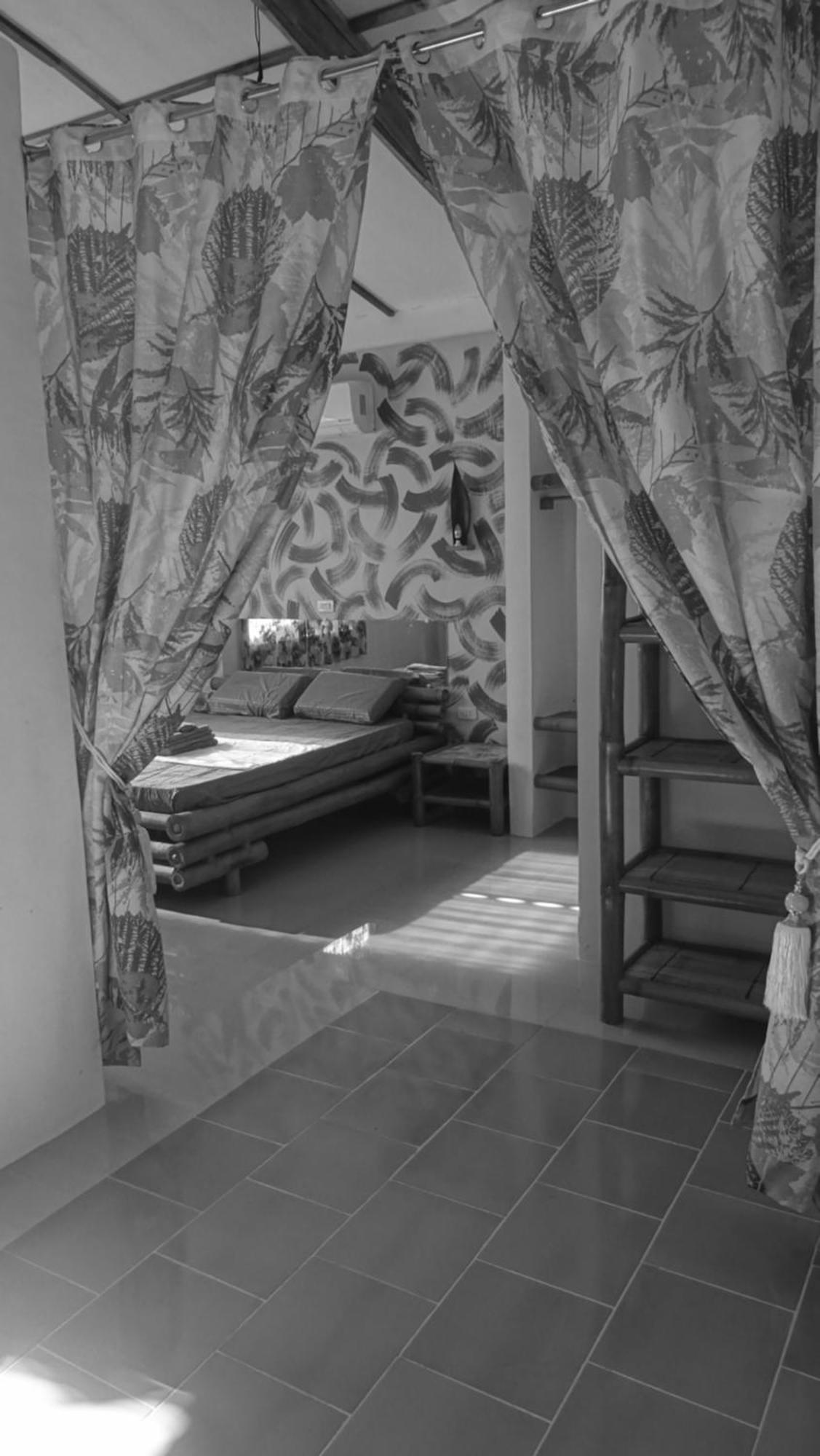 Acacia'S Cottages With Starlink Wifi Mambajao Extérieur photo